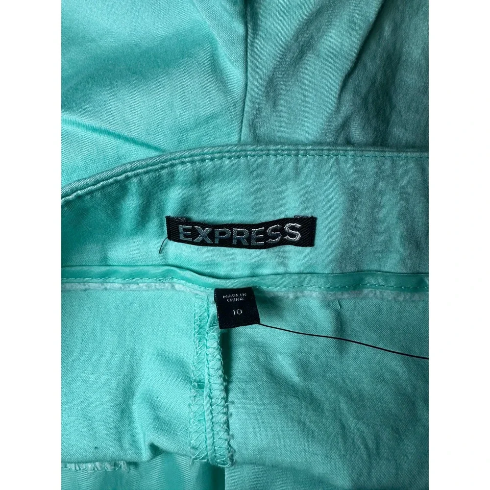 Express‎ Womens Mint Green Cuffed Chino Shorts Size 10 Cotton Stretch Mid Rise